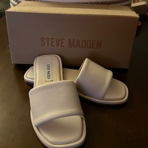 New Steve Madden sandals